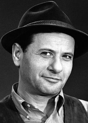 Eli Wallach